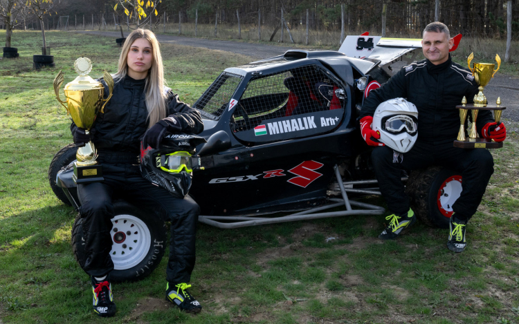 Két generáció, egy szenvedély: A Mihalik-bajnokcsalád