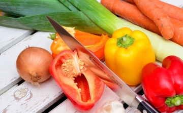 Dietetikus: A zöldség-gyümölcs mellett állati fehérjére is szükség van