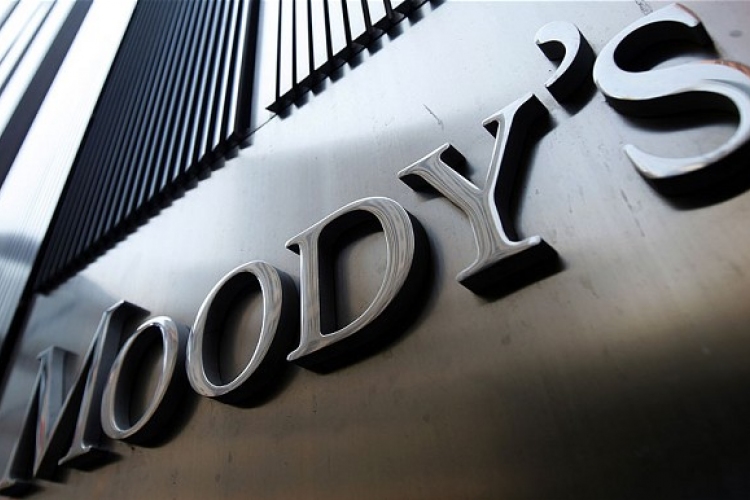 A héten vizsgálja a magyar adósosztályzatot a Moody's