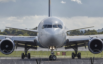 Repülőjáratot indít Moszkvából Budapestre a Ural Airlines